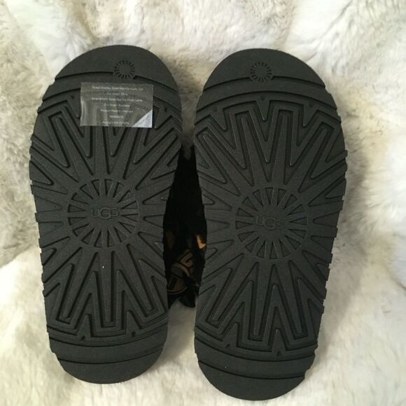 NEW Ugg Women’s Disco Cross Slide Tiger Print Sandals Size 6 - Picture 9 of 14